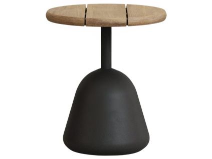 Dřevěný zahradní stolek Kave Home Saura 43 cm s černou podnoží