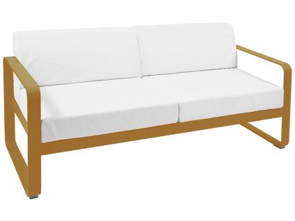 Bílá čalouněná zahradní pohovka Fermob Bellevie 160 cm s hnědou podnoží