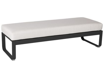 Bílá čalouněná lavice Fermob Bellevie 148 cm s antracitovou podnoží
