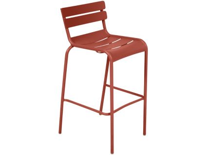 Zemitě červená kovová barová židle Fermob Luxembourg 80 cm