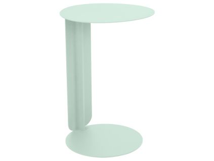 Mátově zelený kovový zahradní odkládací stolek Fermob Bebop 40 cm