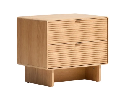 Dubový noční stolek Kave Home Norlen 60 x 40 cm