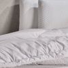 Bílá přikrývka z mikrovlákna Kave Home Mistral 150 x 220 cm -fv-interier-25