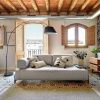 Černá bavlněná stojací lampa Kave Home May 189-220 cm -fv-interier-25