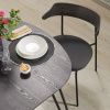 Černý jasanový rozkládací stůl Kave Home Milian 170-320x100 cm -fv-interier-25
