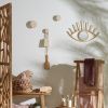 Set tří bukových nástěnných věšáků Kave Home Nadua -fv-interier-25