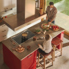 Hnědá kožená barová židle Kave Home Calixta 67 cm -fv-interier-25