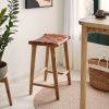 Hnědá kožená barová židle Kave Home Calixta 67 cm -fv-interier-25