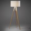 Bílá bavlněná stojací lampa Kave Home Iguazu 157 cm s borovicovou podstavou -fv-interier-25Bílá bavlněná stojací lampa Kave Home Iguazu 157 cm s borovicovou podstavou