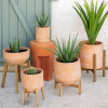 Terakotový zahradní odkládací stolek Kave Home Vilena 33 cm -fv-interier-25