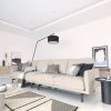 Černá kovová stojací lampa s bavlněným stínidlem Kave Home Ciana 221,5 cm -fv-interier-25