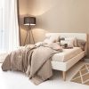 Černá látková stojací lampa Kave Home Ikia 157 cm -fv-interier-25