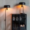 Černá kovová stolní lampa WLL LANDON -fv-interier-25
