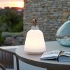 Bílá plastová stolní LED lampa Kave Home Udiya -fv-interier-25