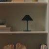 Plastová nabíjecí stolní LED lampa Hygge 19,5 cm -fv-interier-25