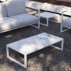 Bílý kovový zahradní stolek Kave Home Comova 114 x 60 cm -fv-interier-25