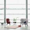 Světle šedá látková dvoumístná pohovka Softline Moai 149 cm -fv-interier-25