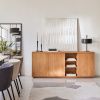 Dubová komoda Kave Home Abilen 180 x 36 cm -fv-interier-25