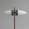 Opálově bílá skleněná stojací lampa 101Copenhagen Bull 140 cm s mramorovou podstavou -fv-interier-25