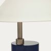 Modro bílá kovová stolní lampa Kave Home Shiva 42 cm -fv-interier-25