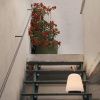 Černobílá plastová stolní LED lampa Kave Home Udiya -fv-interier-25
