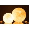 Oranžovo-bílá skleněná stolní lampa J-line Melifa 29 cm -fv-interier-25