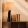 Béžová lněná stolní lampa Kave Home Torrent -fv-interier-25