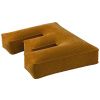 Cihlově oranžový sametový polštář písmeno E 40 cm