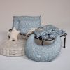 Modrý bavlněný kojicí polštář Denim Lions 62 cm -fv-interier-25