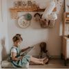 Šedý sametový polštář písmeno S 40 cm -fv-interier-25