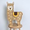 Béžová borovicová dětská LED lampa Lama 41,5 cm -fv-interier-25