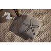 Šedý bavlněný dětský polštář Quax Starfish 30 x 30 cm -fv-interier-25
