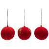Set tří červených plstěných vánočních ozdob Kave Home Breshi 7 cm