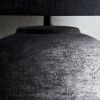 Černá keramická stolní lampa Tahi -fv-interier-25