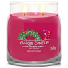 Střední vonná svíčka Yankee Candle Sparkling Winterberry Signature