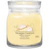 Střední vonná svíčka Yankee Candle Vanilla Cupcake Signature