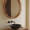 Dřevěné závěsné zrcadlo Kave Home Polke 80 cm -fv-interier-25