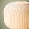 Opálově bílá skleněná stojací lampa Milford 139,4 cm -fv-interier-25
