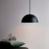 Černé kovové závěsné světlo Ellen 30 cm -fv-interier-25
