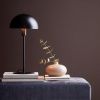 Černá kovová stolní lampa Ellen -fv-interier-25
