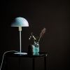 Zelená kovová stolní lampa Ellen -fv-interier-25