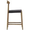 Dřevěná barová židle Kave Home Nina 62 cm s černým výpletem