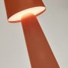 Terakotově červená kovová zahradní stolní LED lampa Kave Home Arenys M -fv-interier-25