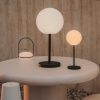 Bílá plastová stolní LED lampa Kave Home Dinesh II. s černou podnoží -fv-interier-25