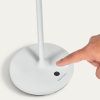 Bílá plastová stolní LED lampa Kave Home Dinesh se šedou podnoží -fv-interier-25