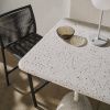 Bílý terrazzo zahradní barový stůl Kave Home Saura 70 x 70 cm -fv-interier-25
