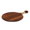 Hnědé dřevěné servírovací prkénko Kave Home Sardis 37,3 cm