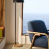 Černá kovová stojací lampa Kave Home Catlar 150 cm -fv-interier-25