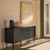 Černá dubová komoda Kave Home Lenon 200 x 45 cm -fv-interier-25