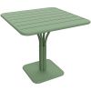 Kaktusově zelený kovový stůl Fermob Luxembourg Pedestal 80 x 80 cm